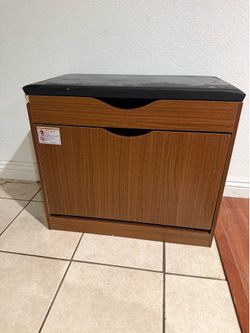 Brand-new shoe-changing bench with storage; available in gray and natural wood finishes (sample shown in natural wood). Dimensions: 23.5 x 14 x 20 inc