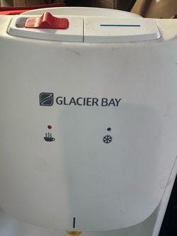 Water jug dispenser. BO Takes it