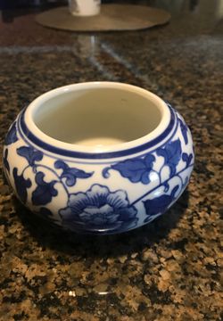 Chinese pots