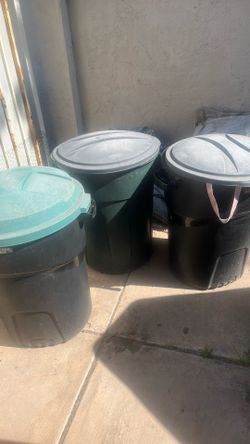 Rubbermaid trash cans