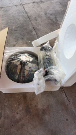 Tiffany-Style Stained Glass Table Lamp