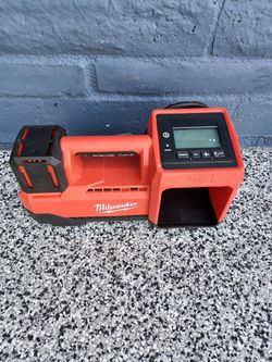 INFLATOR MILWAUKEE TOOL ONLY 