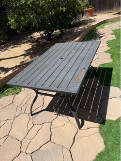 Outdoor table
