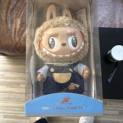 Time to Chill big Labubu