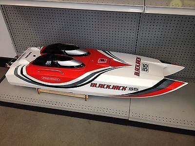 Blackjack 55 RC boat