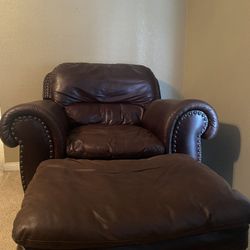 Excellent Condition Chair and Ottoman 