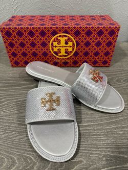 Tory size 8