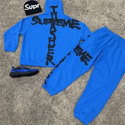 Supreme Hoodie 