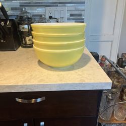 4 Vintage Pyrex 404 Yellow Mixing Bowl‎ Nesting Bowl Primary Color 