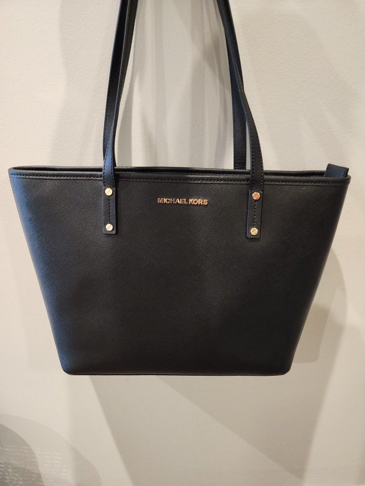 New Michael Kors Bag