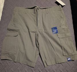 Apt 9 Cargo Shorts Size 40
