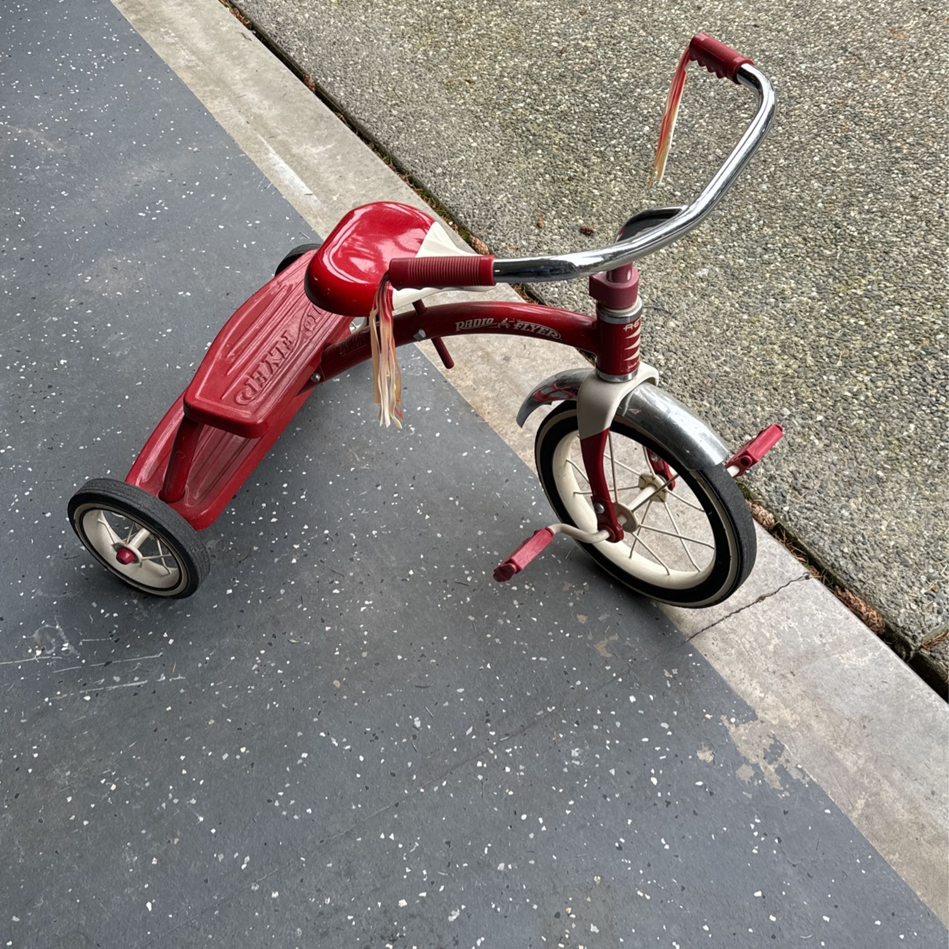 Vintage Tricycle Radio Flyer