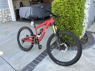 2017 Diamondback mission pro Full Suspension Mountain Bike