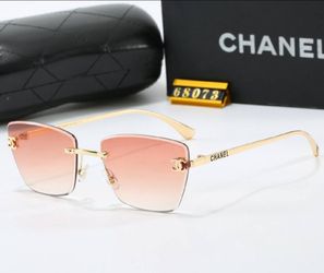 Glamour Rosado Espejo — Elegancia que Destaca