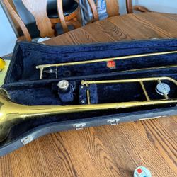 VTG Conn Trombone with Carrying Case Serial # P71190 And Mouth Piece Good Condition