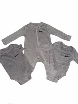 Nike onesie bundle - size 3
