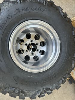 15x12 Rims And 35 Tires