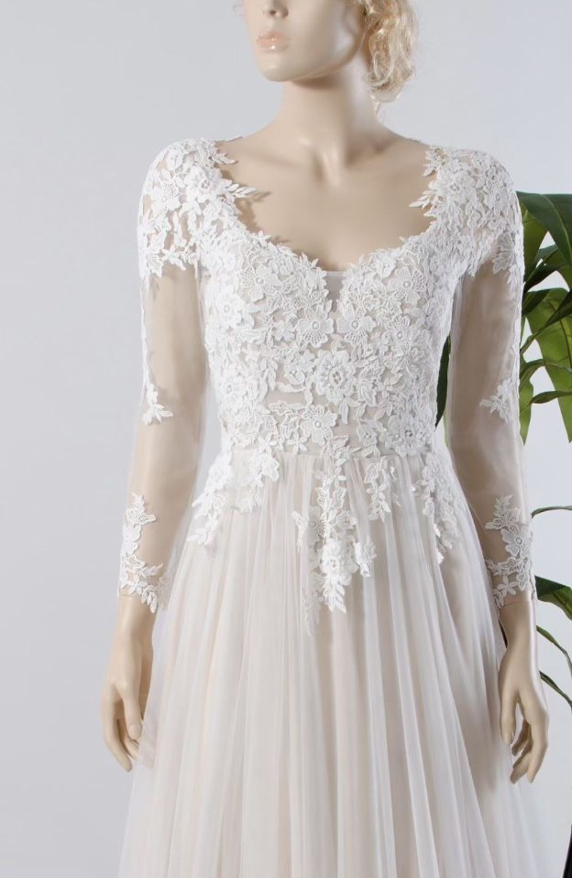 Wedding dress