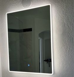 3 mirror - with lights