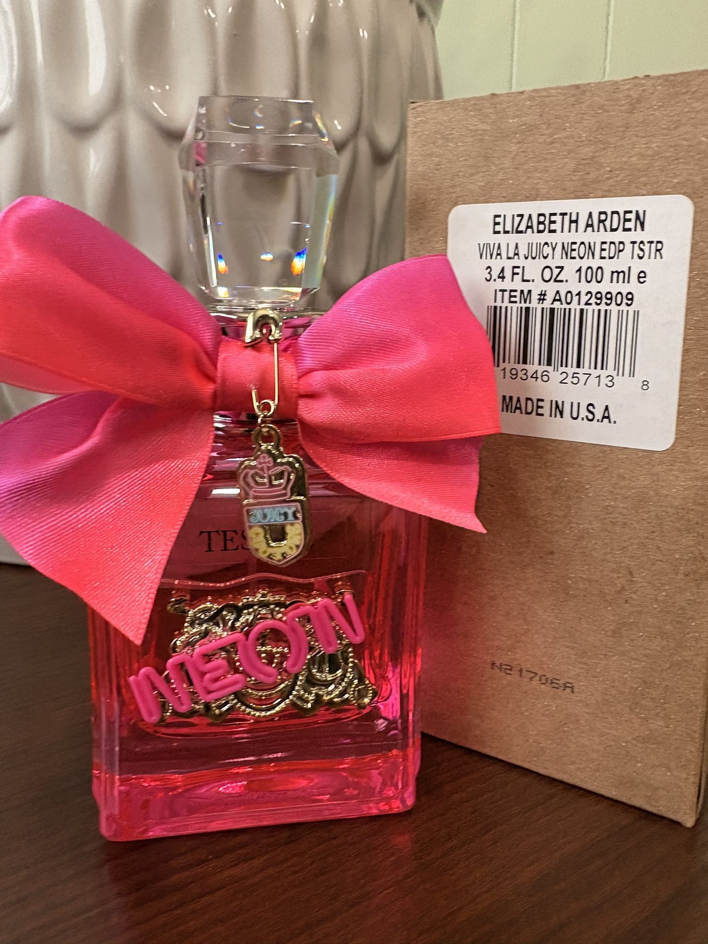 Viva La Juicy Neon Perfume