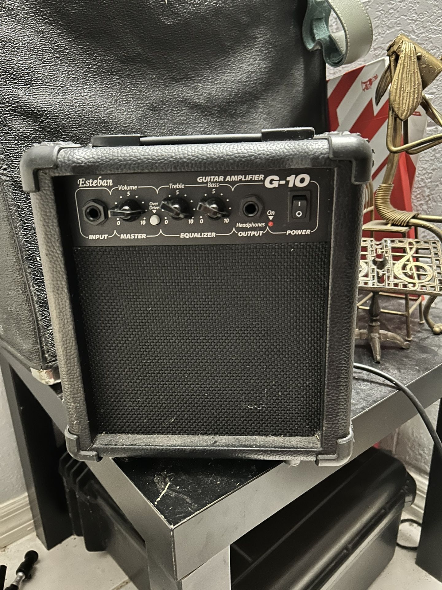 Esteban Guitar Amplifier G-10