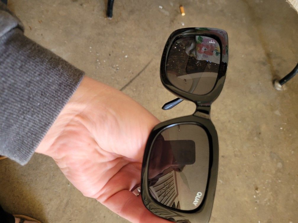Women's Quay Yada Yada Sunglasses