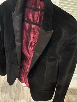 Men's Black Velvet Prom/Formal Tuxedo Blazer - Size 38S (Slim/Short Fit) SHOOT ME AN OFFER ‼️