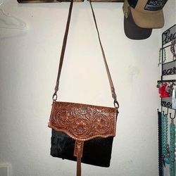 RDH co Cross Body Purse 