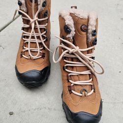 New  -  Bridger Insullated Waterproof Womens Boots