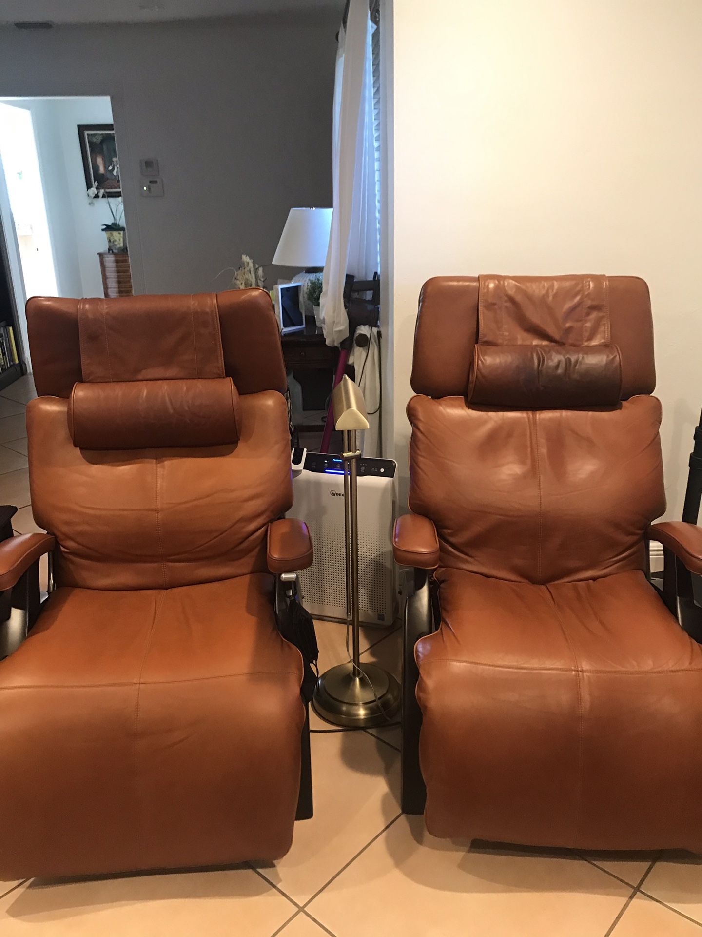 Relax the back recliners for Sale in Miami, FL OfferUp