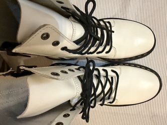 White Dr Martens Jardon II