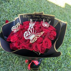 50 Roses Bouquet Ramos Buchones