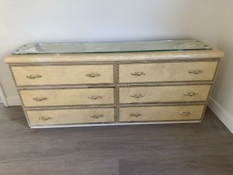 ► NOT Free Vintage Italian-made 6-drawer double dresser, Best Offer