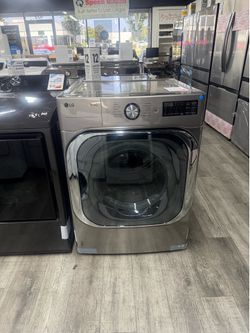 LG - 9.0 CU FT EXTRA LARGE CAPACITY GAS DRYER 🔥