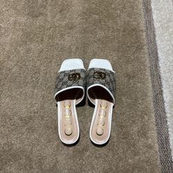 Gucci sandals