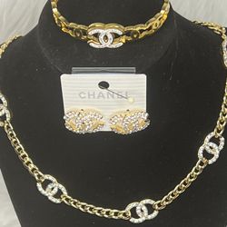 Bracelet , earrings and necklace