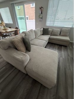 Sectional Couch
