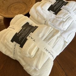 Tahari Home Collection White Towel Sets