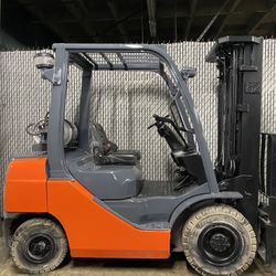 2019 TOYOTA M8 forklift for sale 