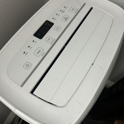 LG Air Conditioner 