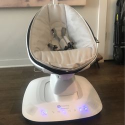 4 Moms Mom A Roo Baby Swing Set