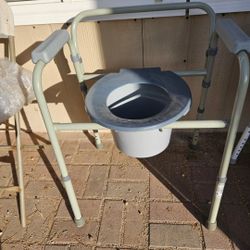 Commode