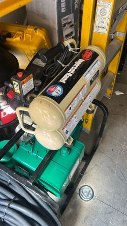 Ingersoll-Rand  Air Compressor (new)
