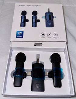 Wireless Lavalier Microphone Set