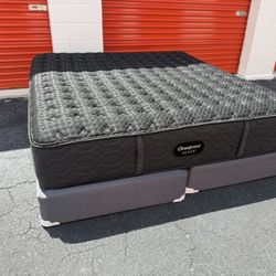 King Size Mattress (beautyrest) 