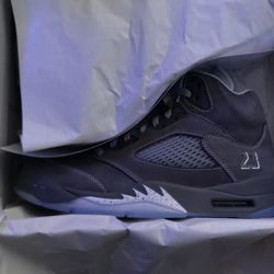 Jordan 5 Grey Wolf 🐺 Size 10 And 10.5