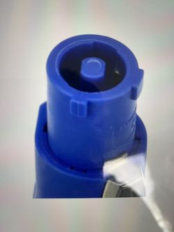 Powerkon connector for speakers