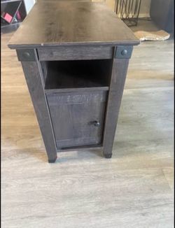 Side Table Coffee Oak Finish