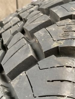 2 Wildcat rvt tires 30x9.5.15