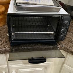 Toaster-Oven-Broiler